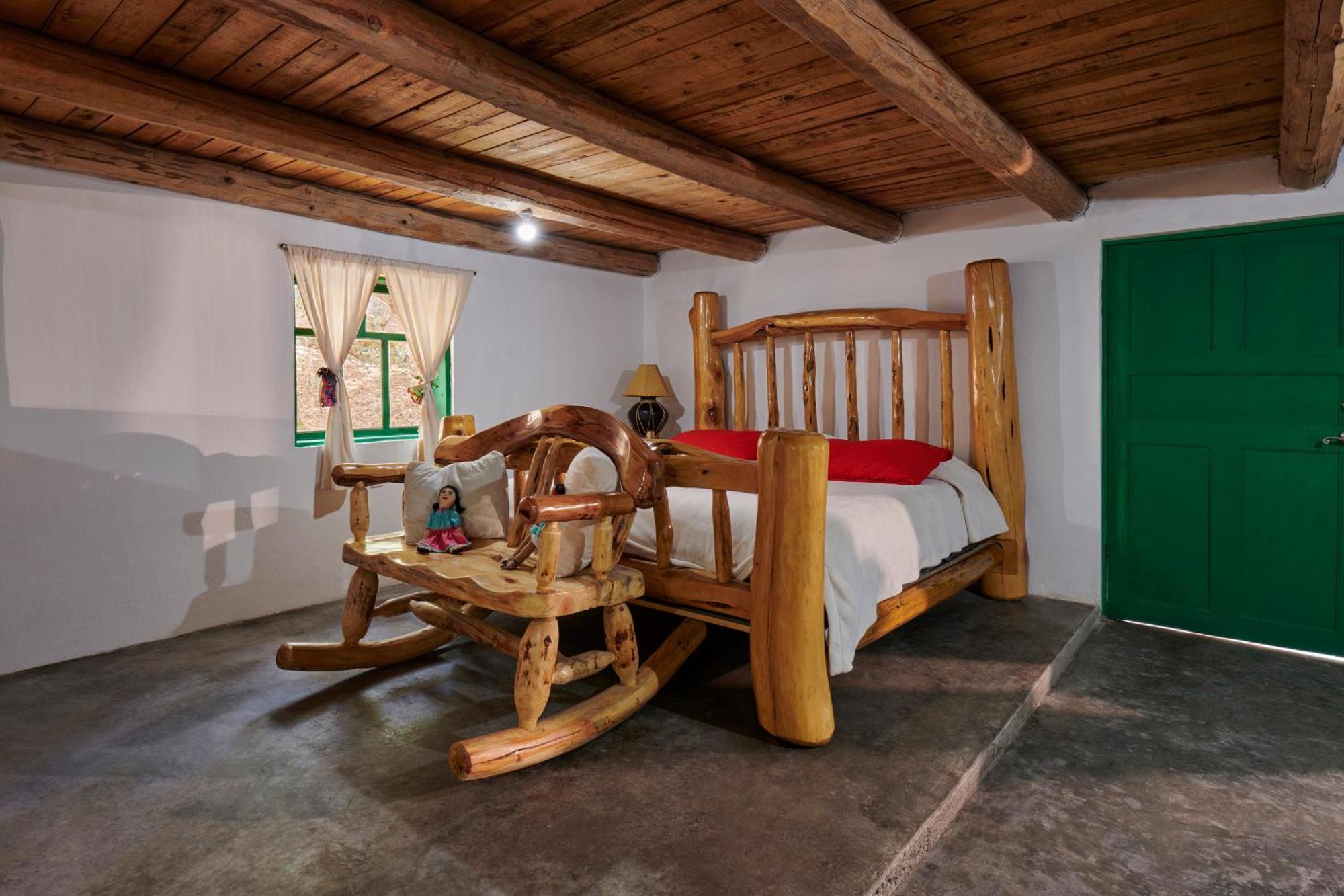 Rimusa Inn Y Parque Cueva De Los Leones Creel Eksteriør billede